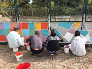 I ragazzi del Laboratorio alla riqualifica della Bocciofila!